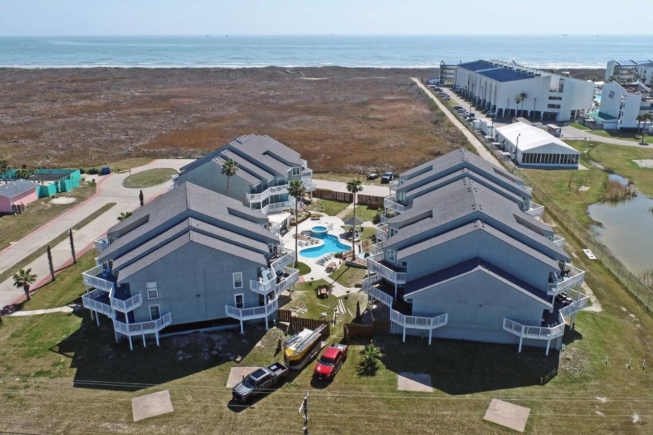 Port Aransas Condo With Outdoor Pool - Pets Welcome! Mustang Beach Екстер'єр фото